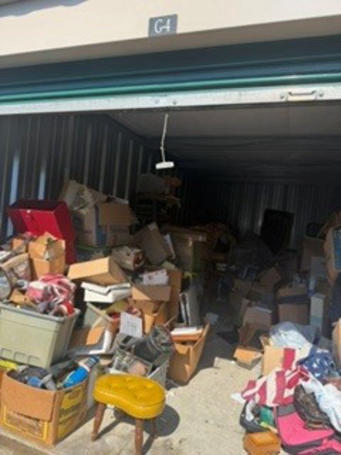 10 x 20 storage unit in Hackettstown, NJ
