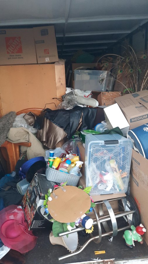 8 x 16 storage unit in Garden Grove, CA