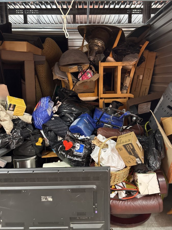 10 x 10 storage unit in Quincy, MA