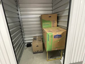 5 x 5 storage unit in Auburn, WA