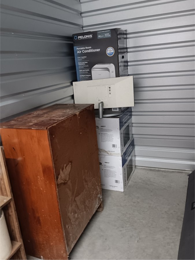 5 x 10 storage unit in Elkhart, IN