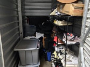 4 x 10 storage unit in Newport News, VA