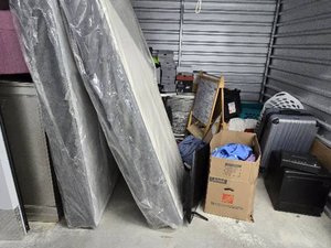 10 x 7 storage unit in Jonesboro, GA