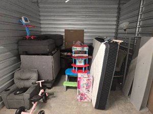 10 x 10 unit in Gahanna