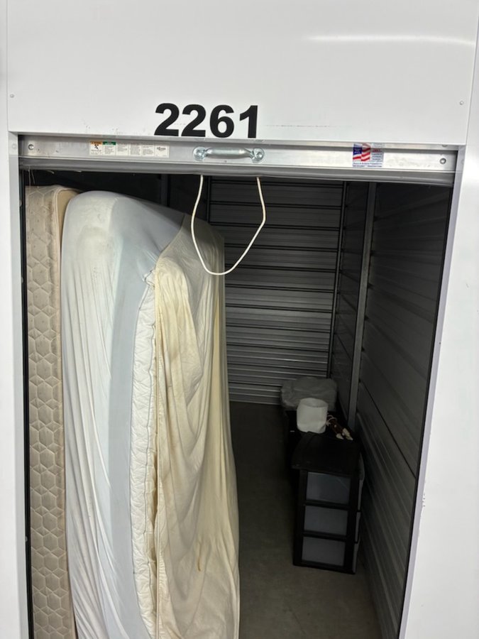 5 x 14 storage unit in Johnson City, TN