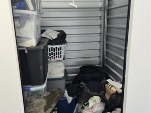 5 x 5 unit in Charlotte