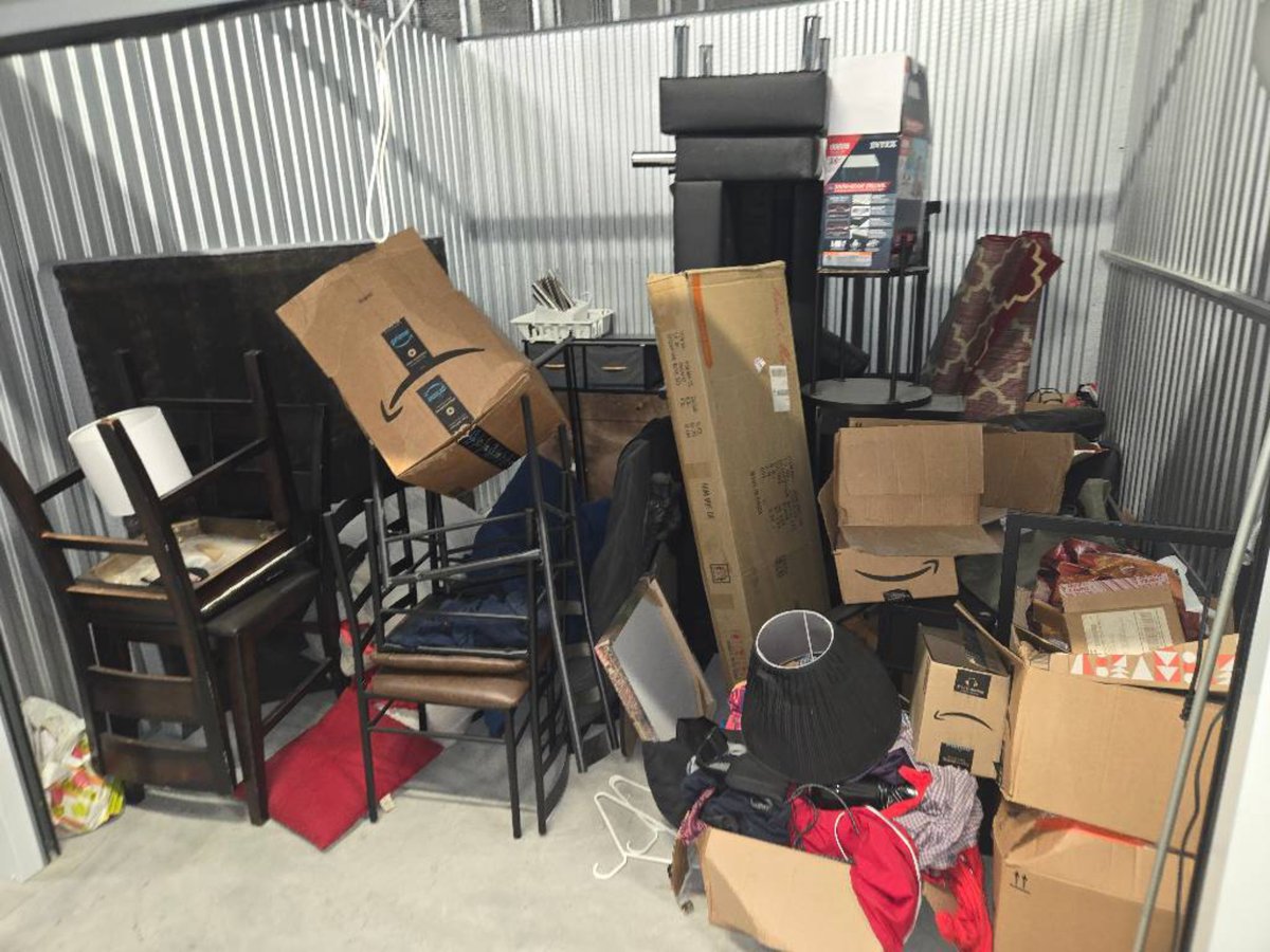10 x 10 storage unit in Cincinnati, OH