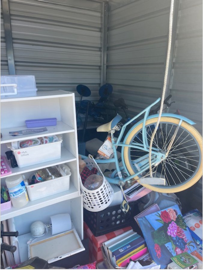 10 x 10 storage unit in Lexington, NC