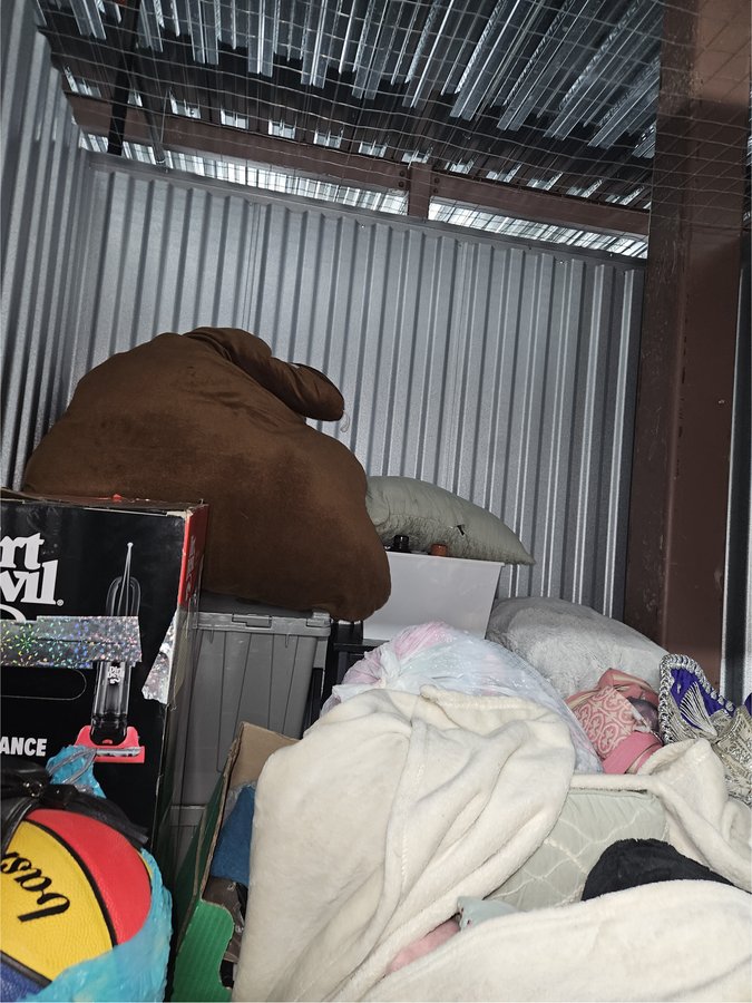 5 x 5 storage unit in Pittsburgh, PA