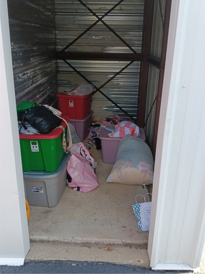 5 x 10 storage unit in Osceola, IN