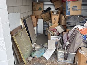 10 x 10 storage unit in Rancho Mirage, CA