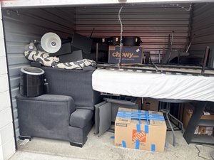 10 x 10 storage unit in Rancho Mirage, CA