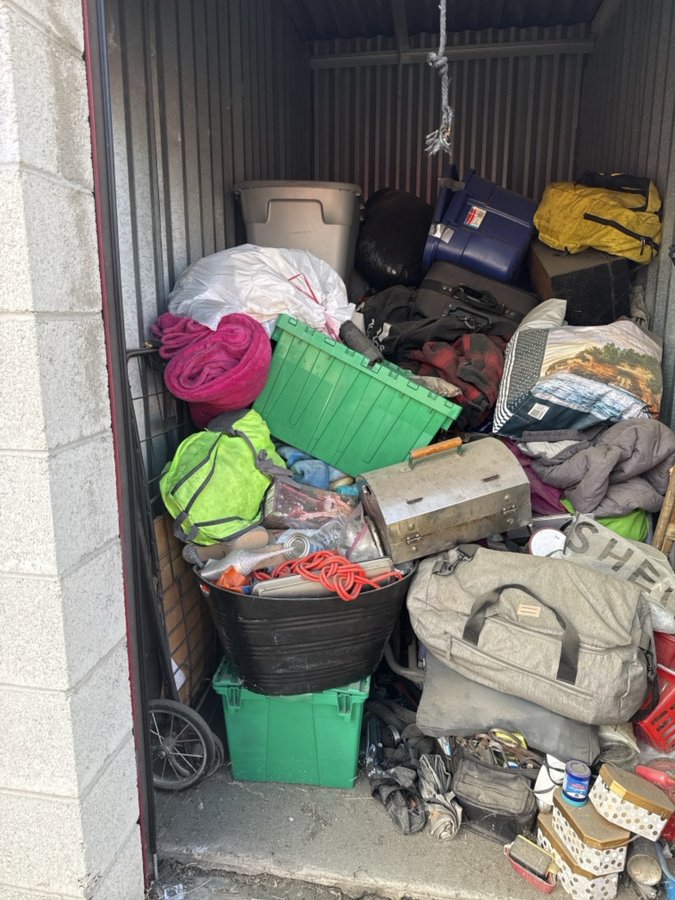 5 x 10 storage unit in Hemet, CA