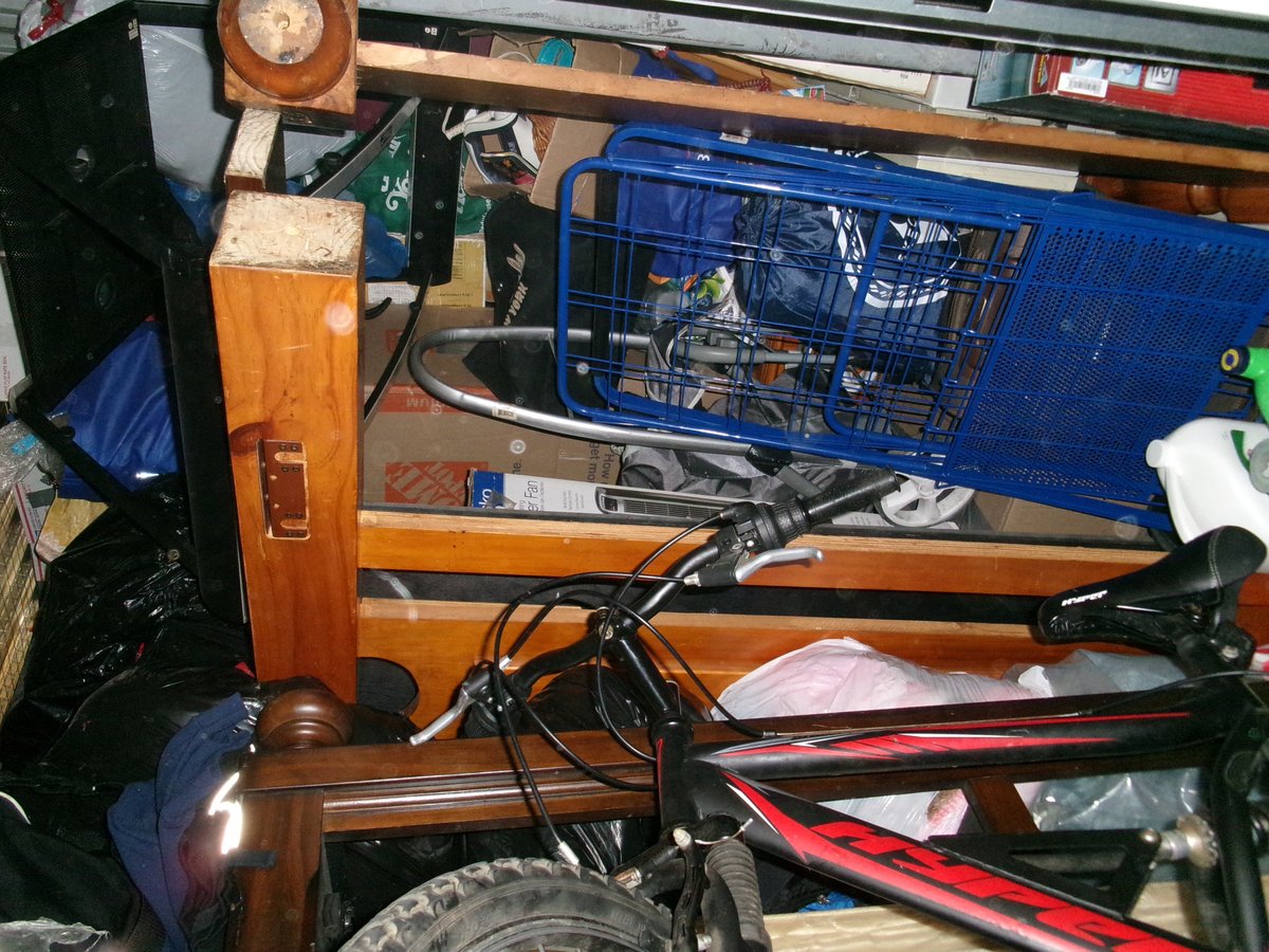 10 x 10 storage unit in Brooklyn, NY
