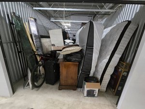 10 x 25 storage unit in Chicago, IL