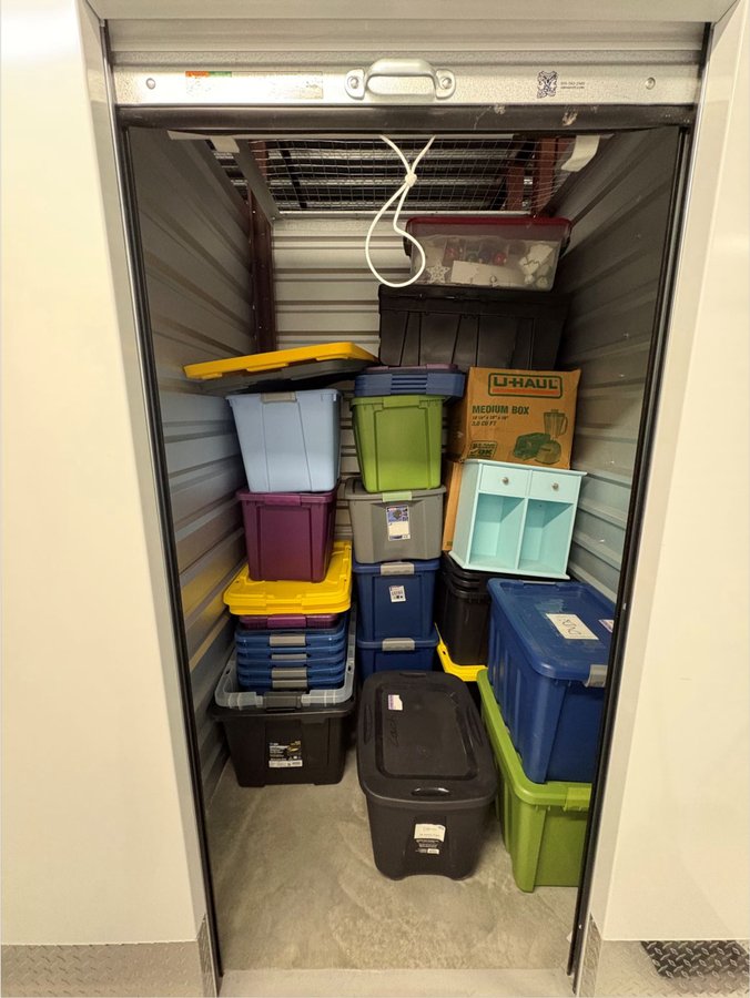 5 x 5 storage unit in Fairfax, VA