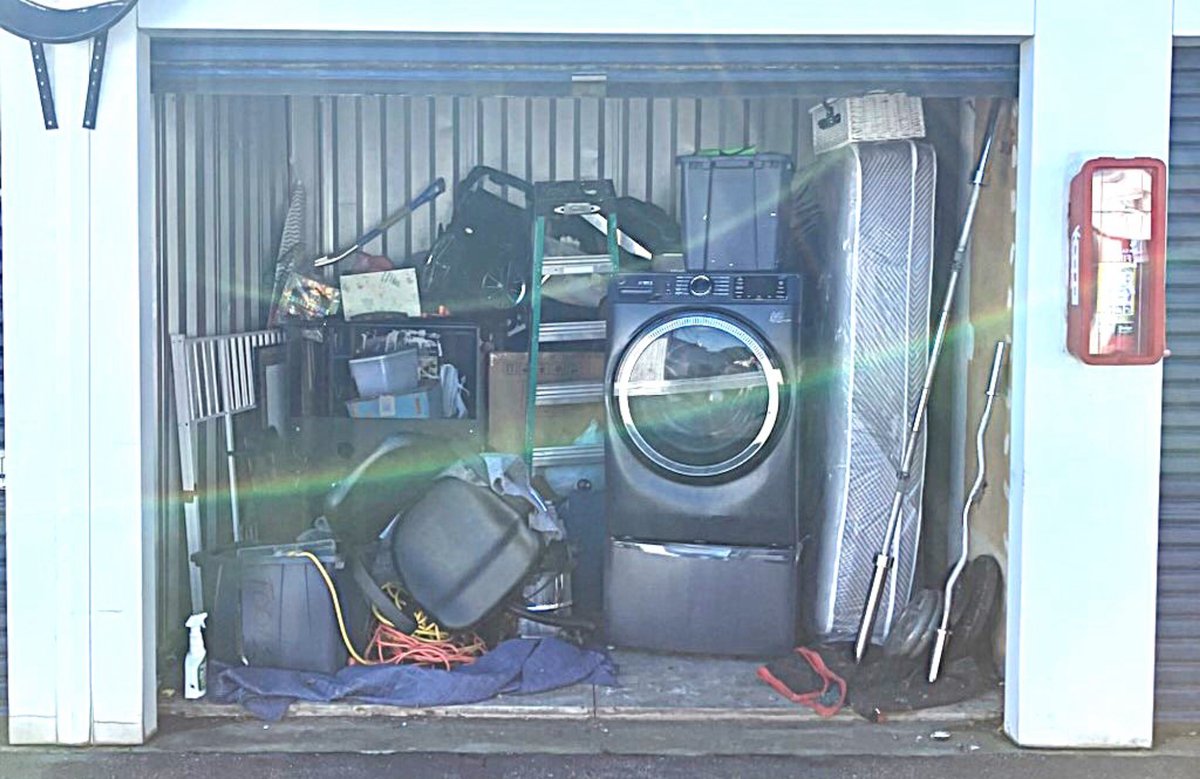 10 x 10 storage unit in Conyers, GA