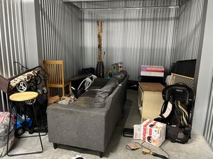 10 x 13 storage unit in Ashburn, VA