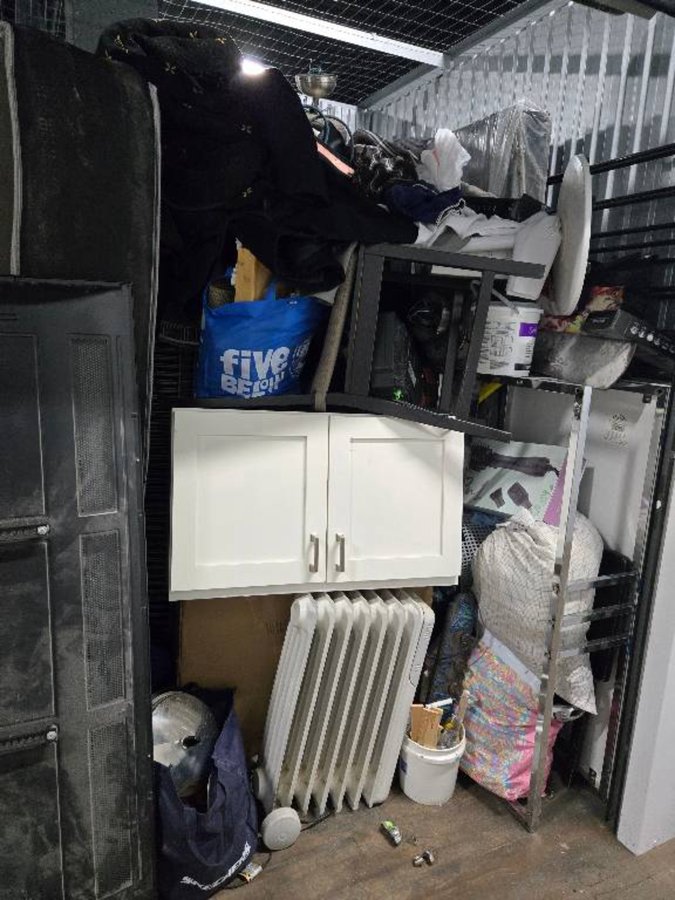 10 x 7 storage unit in Chicago, IL