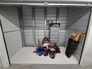 5 x 10 storage unit in Baltimore, MD