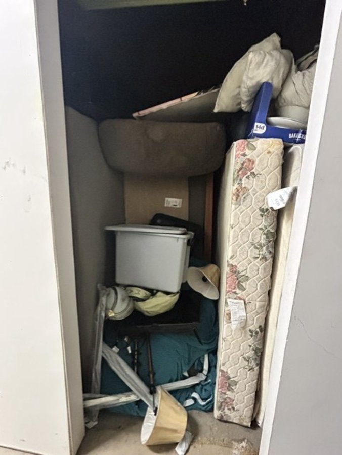 5 x 8 storage unit in Columbia, SC