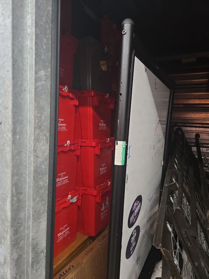 10 x 10 storage unit in Baltimore, MD