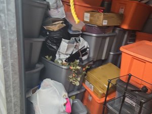 10 x 10 unit in Baltimore
