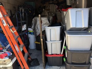 10 x 20 storage unit in Auburn Hills, MI