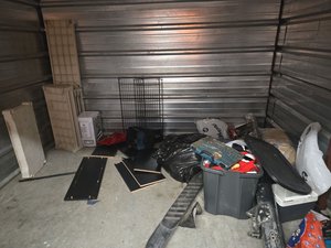 10 x 10 storage unit in Baltimore, MD