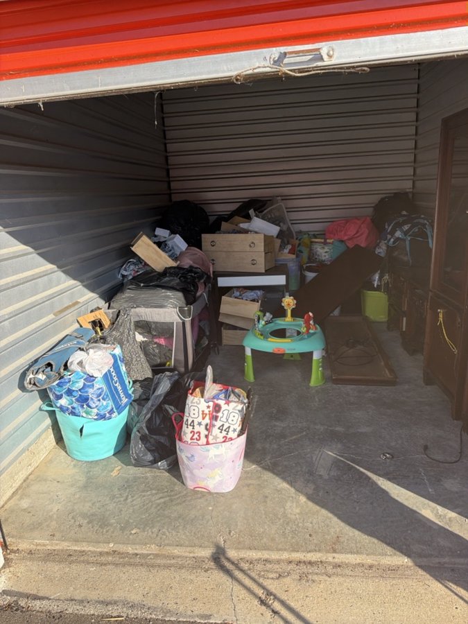 10 x 15 storage unit in Auburn Hills, MI