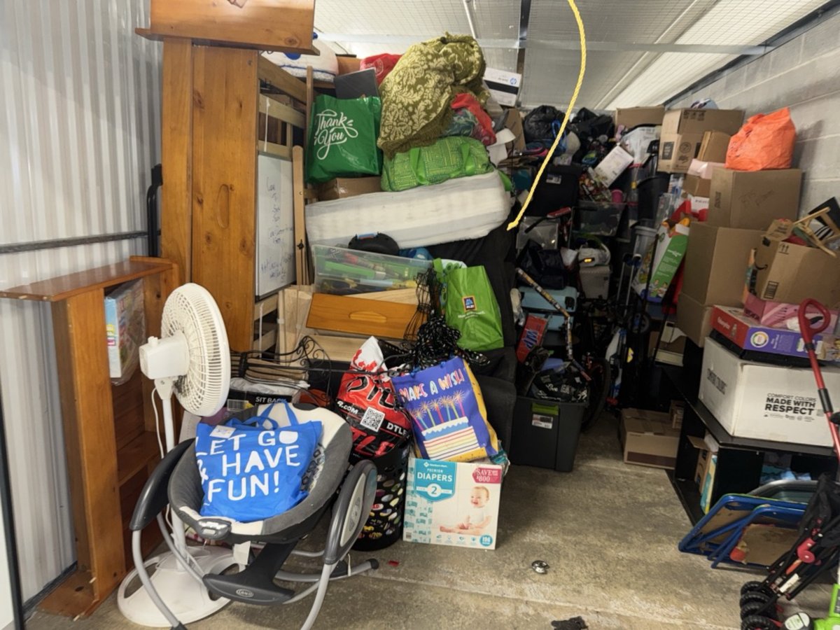 10 x 20 storage unit in Baltimore, MD