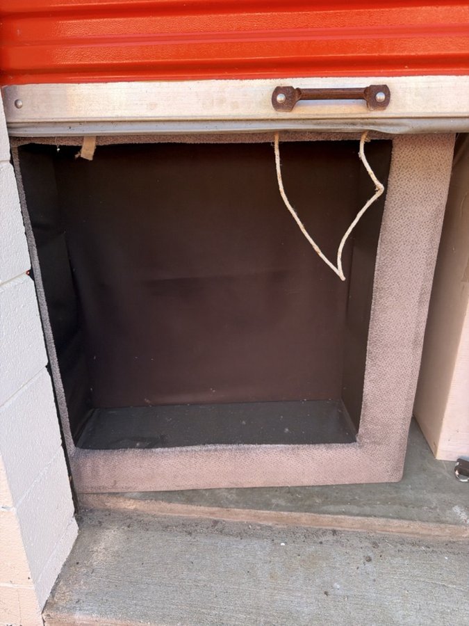5 x 10 storage unit in Auburn Hills, MI