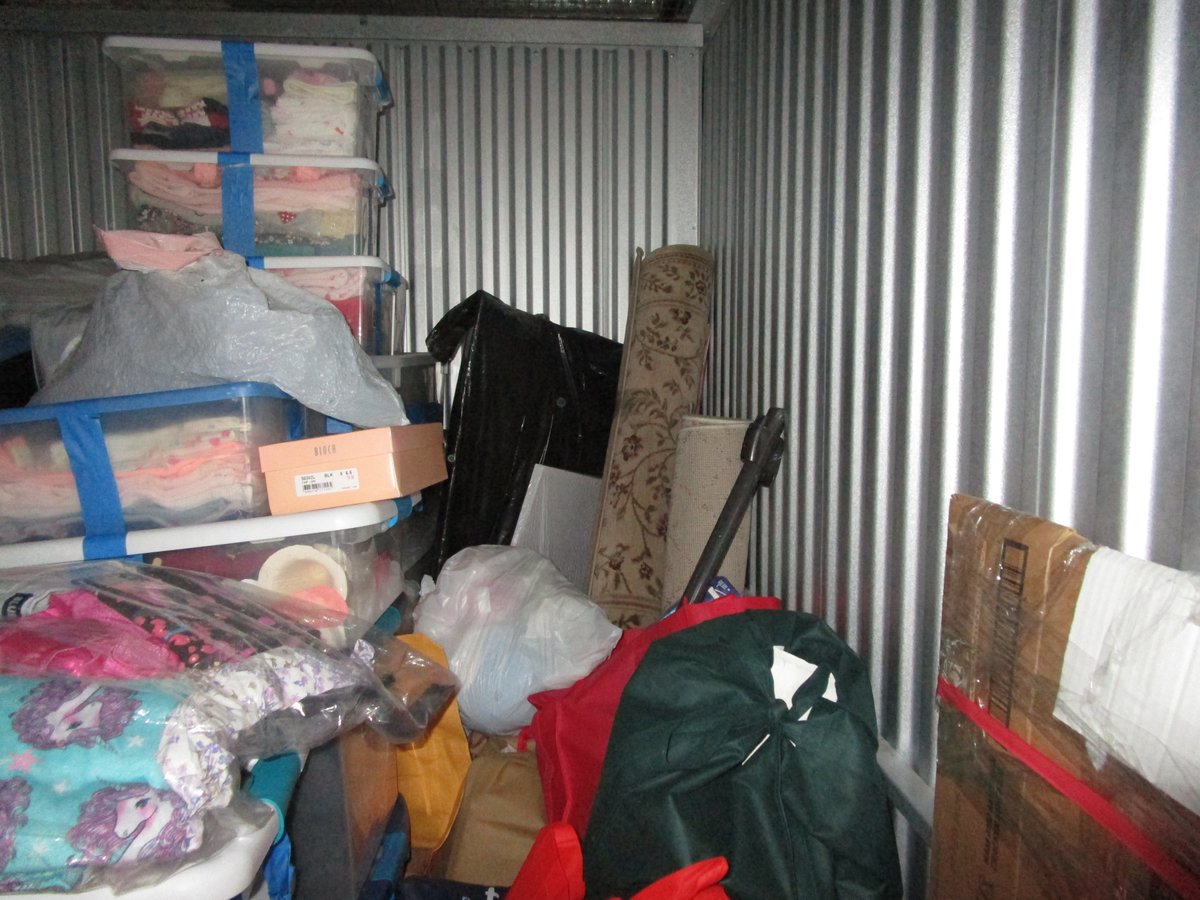5 x 10 storage unit in Richmond Hill, NY