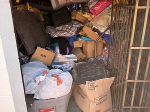 10 x 10 storage unit in Auburn Hills, MI