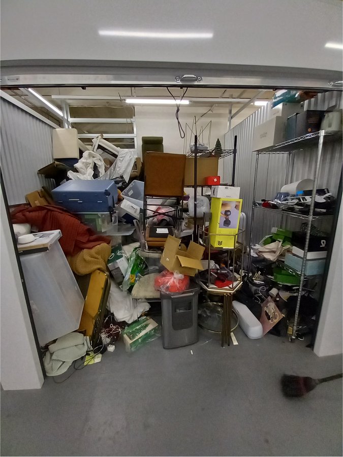 12 x 11 storage unit in New York, NY