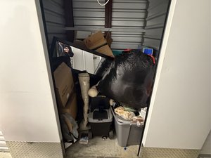 5 x 5 storage unit in Lorton, VA