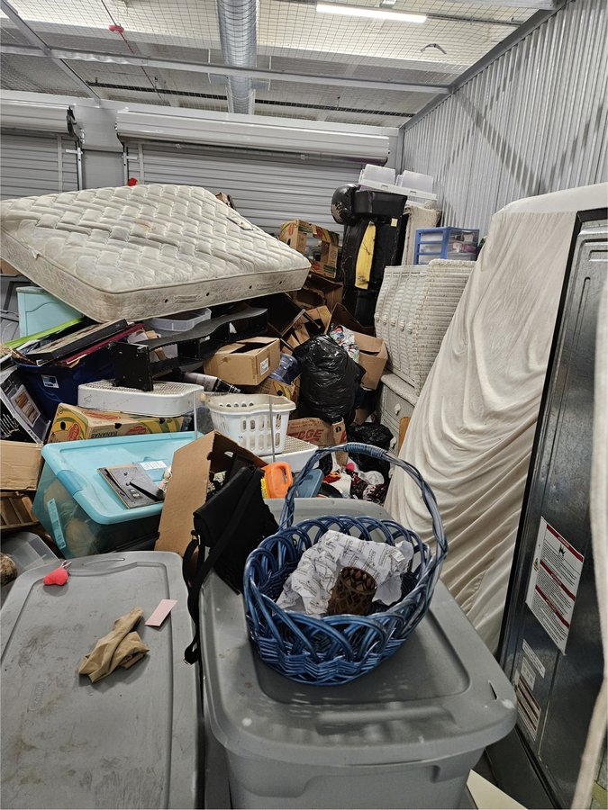 20 x 20 storage unit in Worcester, MA