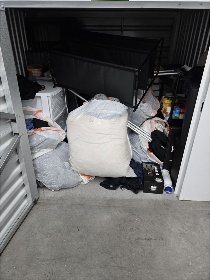 5 x 10 storage unit in Baltimore, MD