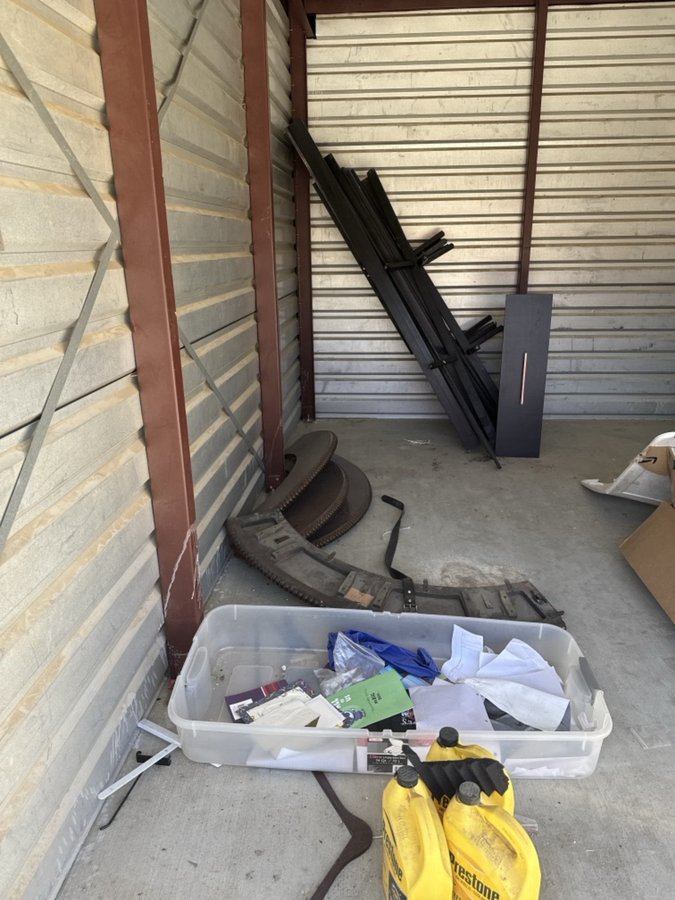 10 x 15 storage unit in Desert Hot Springs, CA