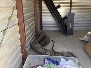 10 x 15 unit in Desert Hot Springs