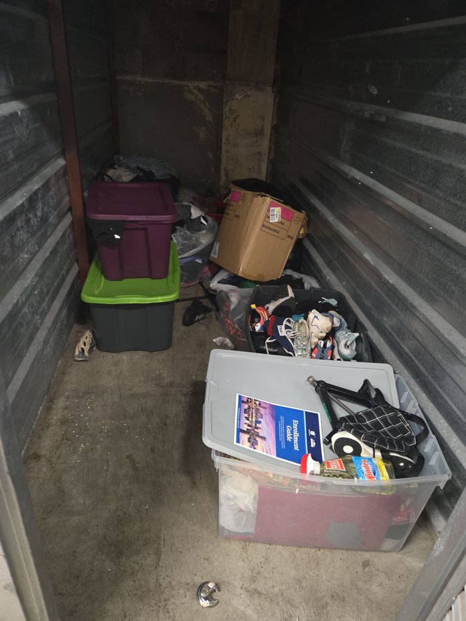 5 x 12 storage unit in Baltimore, MD