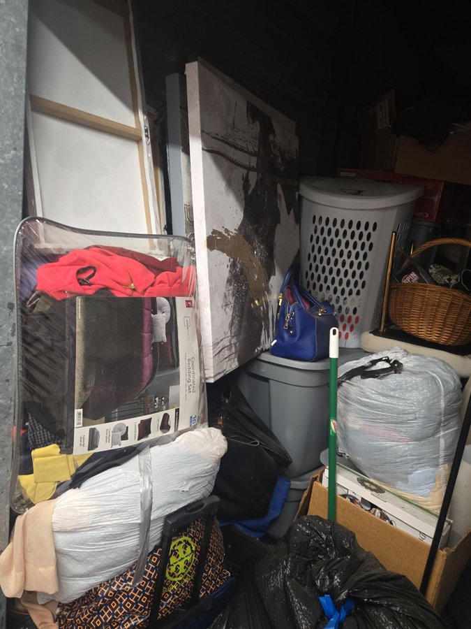 5 x 12 storage unit in Baltimore, MD