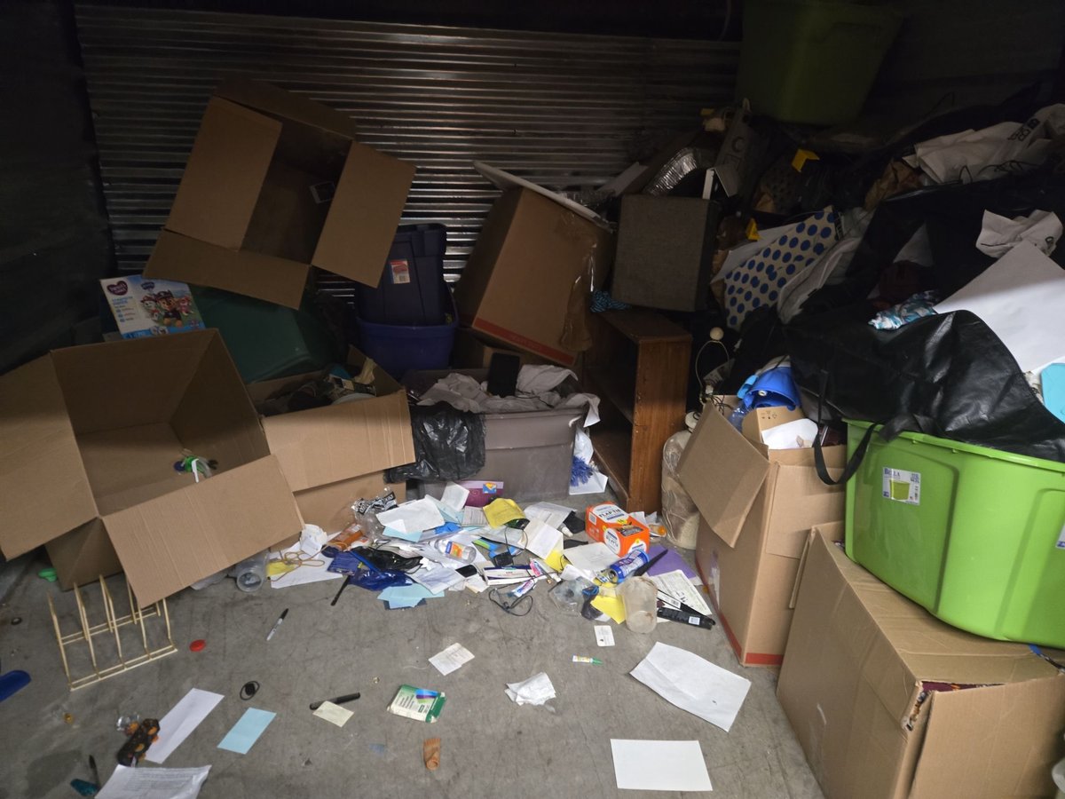 10 x 10 storage unit in Baltimore, MD