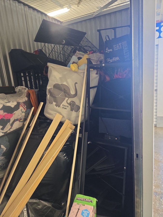 15 x 5 storage unit in Baltimore, MD