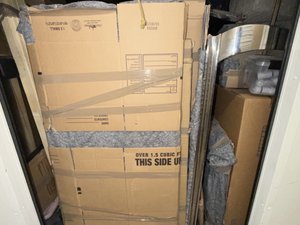 10 x 11 storage unit in Canoga Park, CA