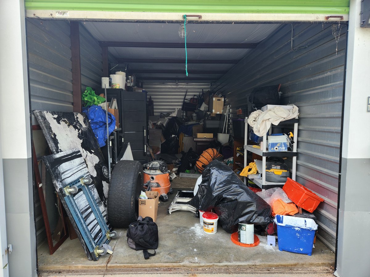 10 x 30 storage unit in Monmouth Junction, NJ