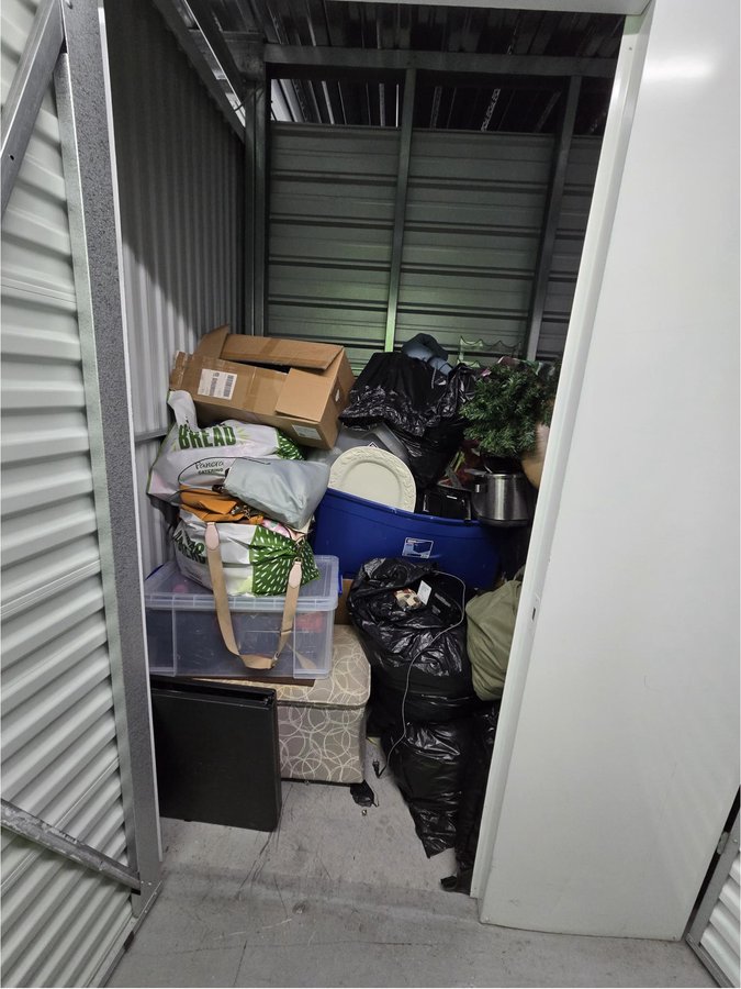 5 x 10 storage unit in Baltimore, MD