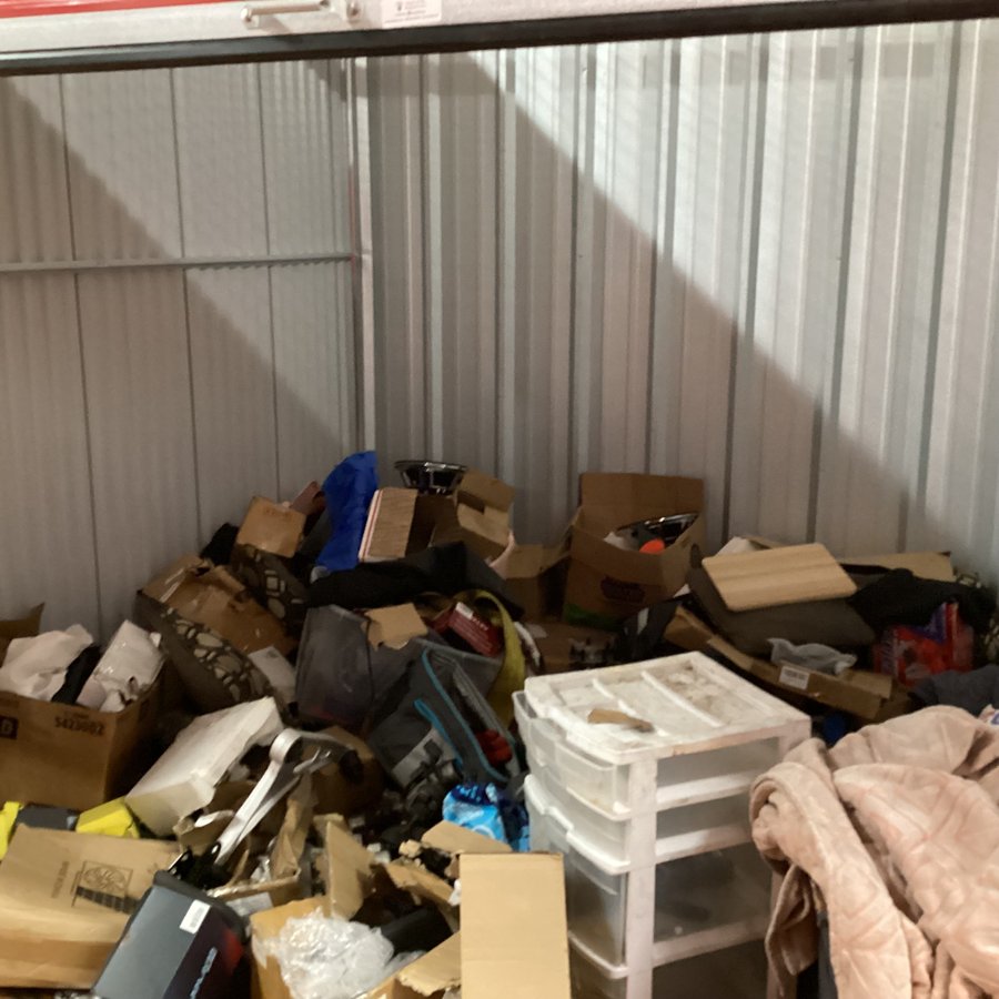 10 x 10 storage unit in Holyoke, MA