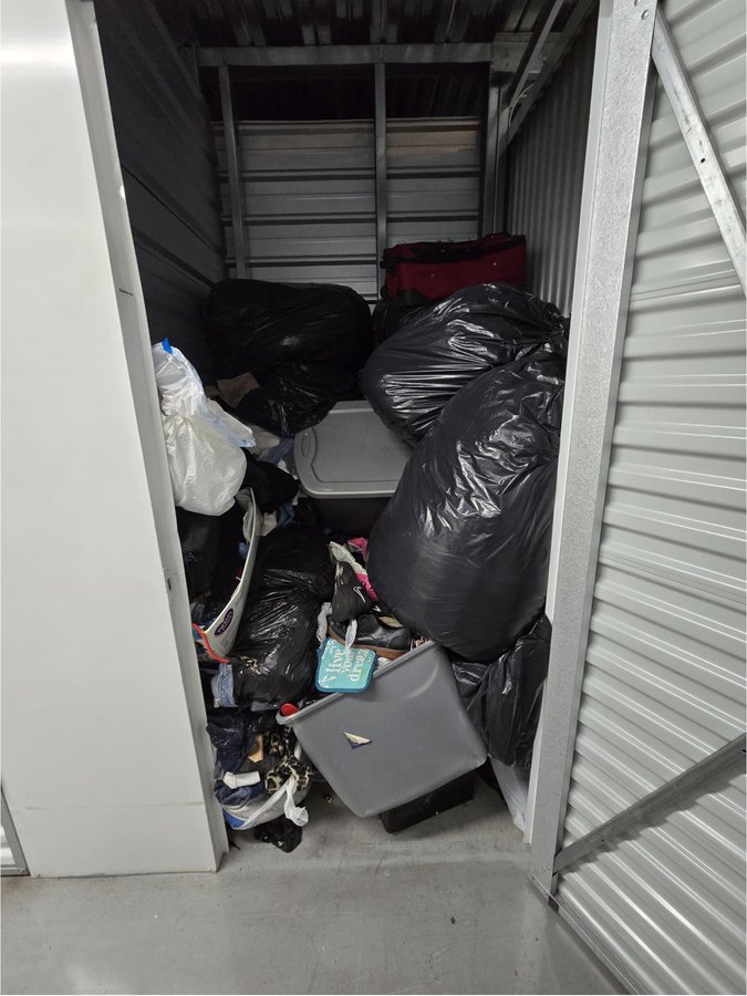 5 x 6 storage unit in Baltimore, MD