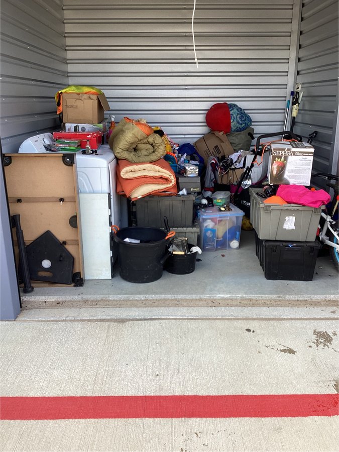 10 x 10 storage unit in Brookshire, TX